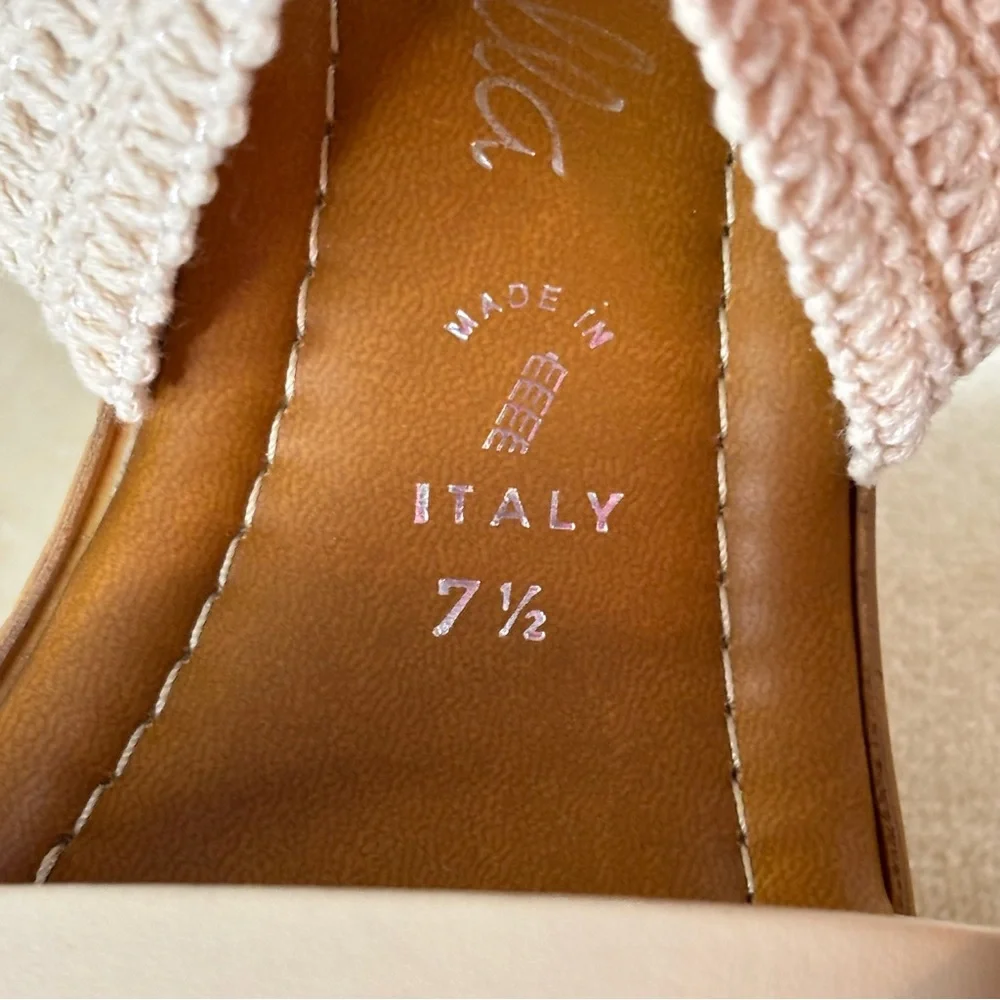Toscanella Women’s Wedge Slides Cream Sandals Size 7.5